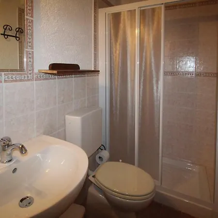 Holiday Borgo San Giusto Ito02492 Dyc
